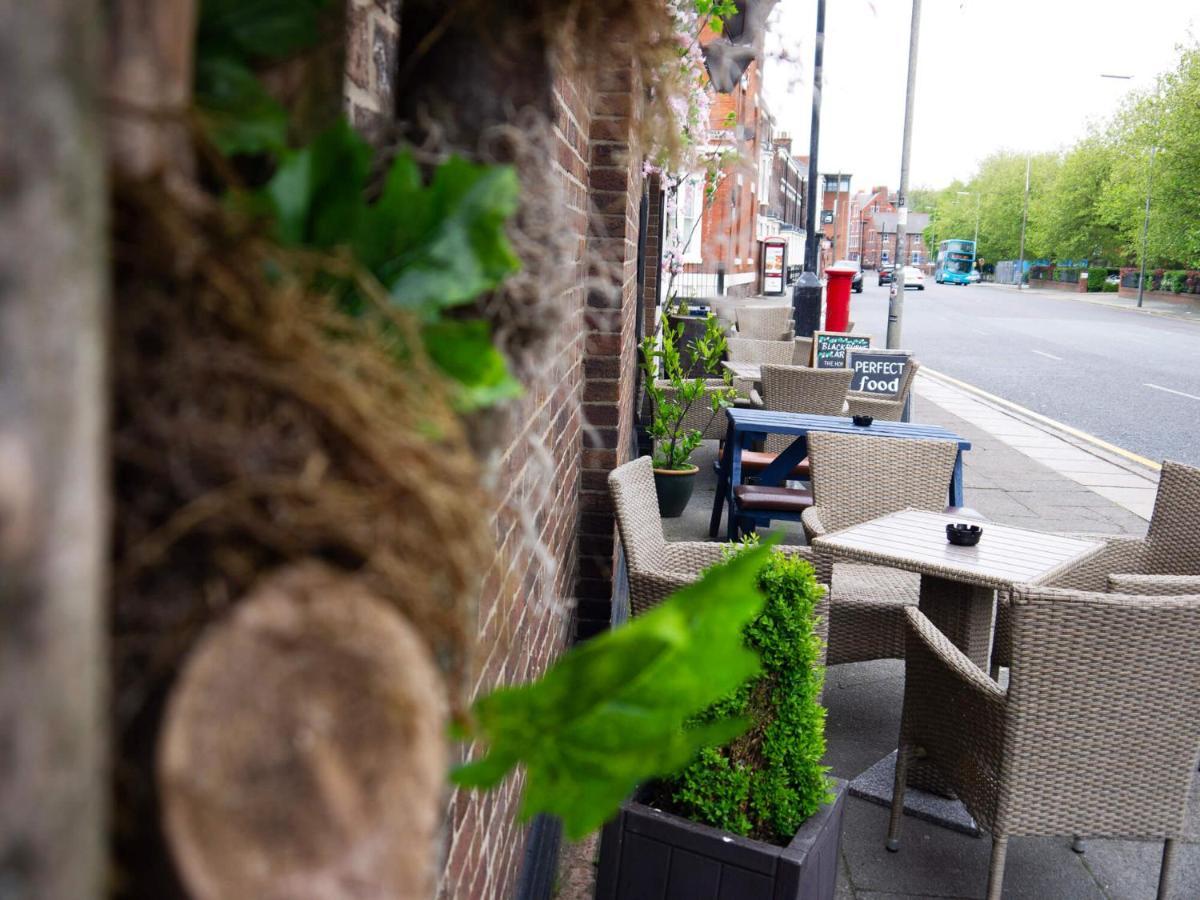 Blackburne Arms ,24 Catharine Street Hotel Liverpool Exterior foto